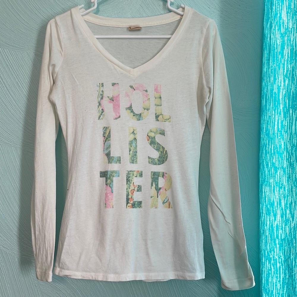 Hollister long sleeve tee